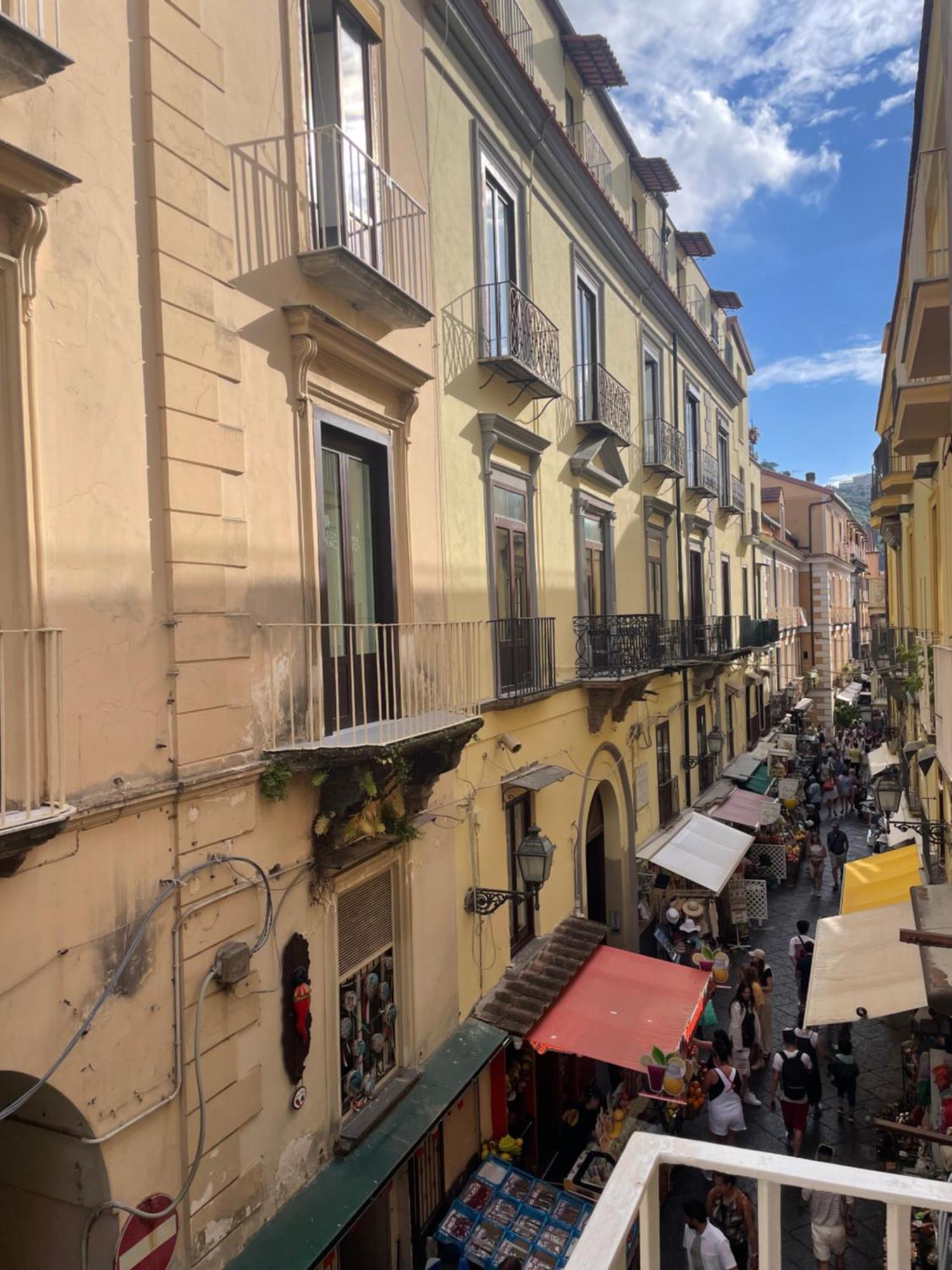 Suite Old Town Sorrento Bagian luar foto